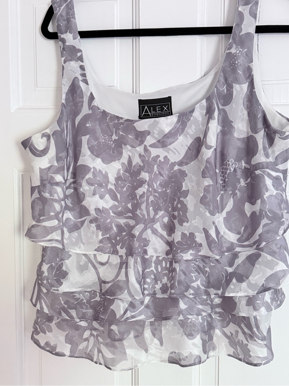 Alex Evenings Gray Floral Tiered Sleeveless Top Sz XL